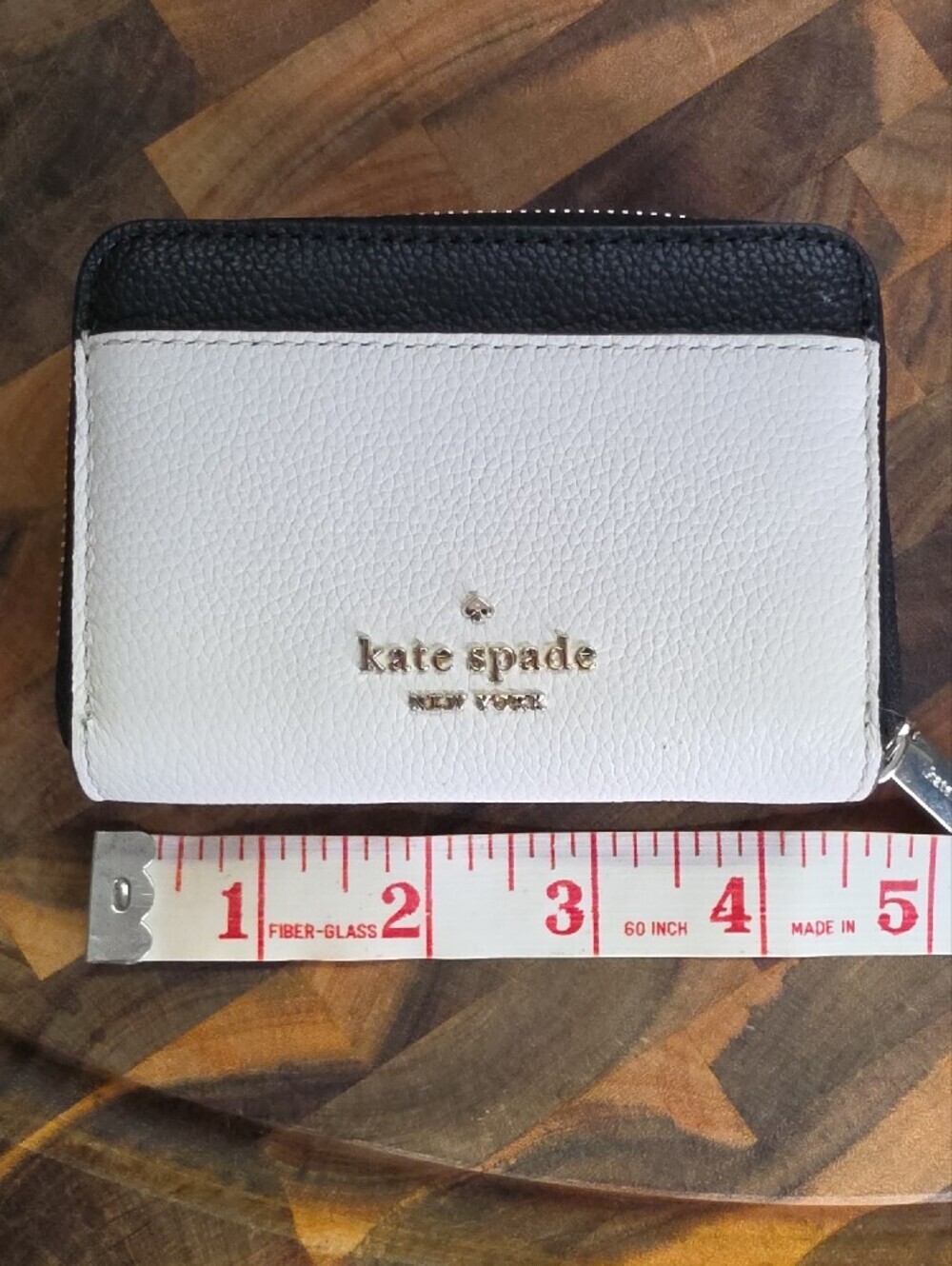 kate spade New York - Morty Penguin Card Zip Wallet - Picture 3 of 12